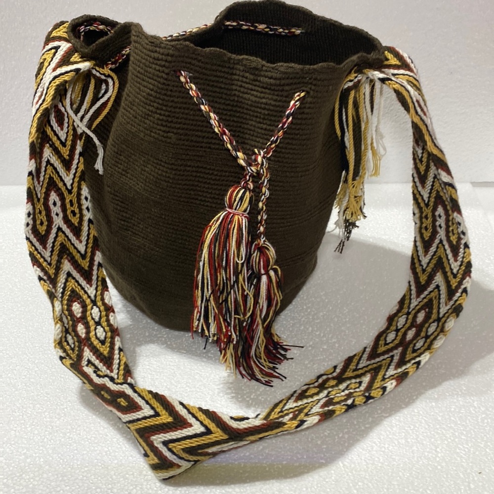 Authentic wayuu mochila